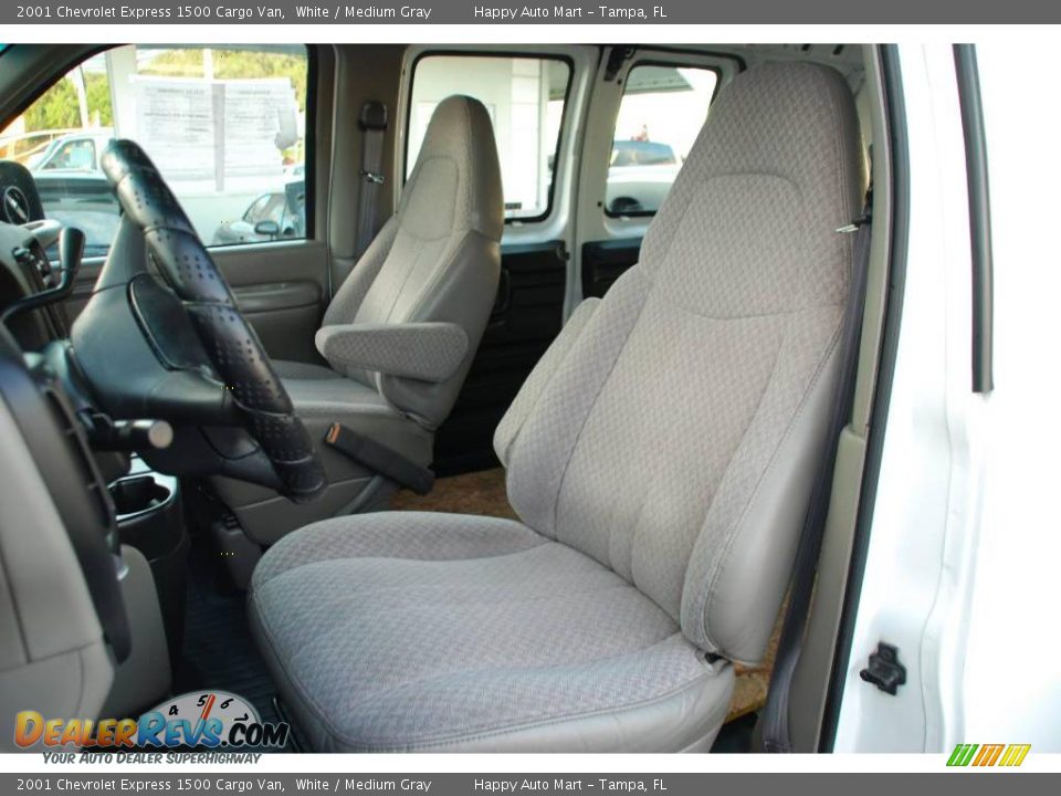 2001 Chevrolet Express 1500 Cargo Van White / Medium Gray Photo #25
