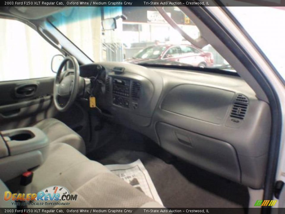 2003 Ford F150 XLT Regular Cab Oxford White / Medium Graphite Grey Photo #9