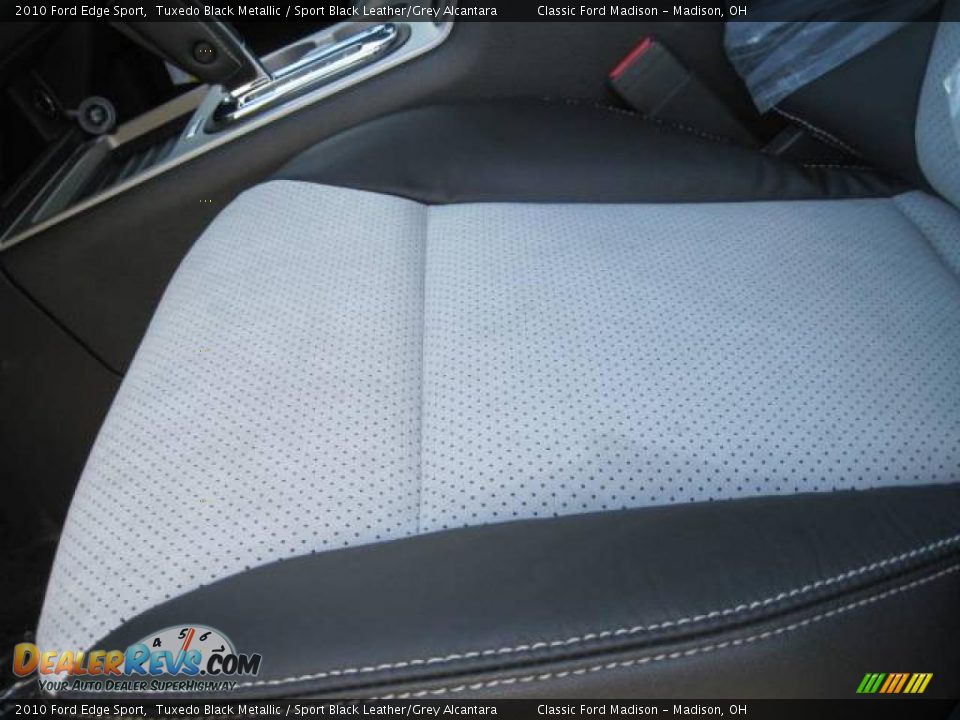 2010 Ford Edge Sport Tuxedo Black Metallic / Sport Black Leather/Grey Alcantara Photo #8
