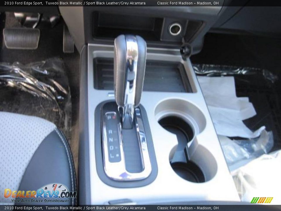 2010 Ford Edge Sport Tuxedo Black Metallic / Sport Black Leather/Grey Alcantara Photo #9