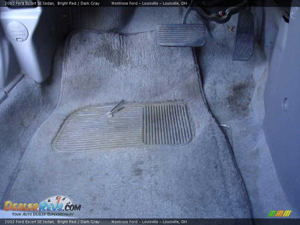 2002 Ford Escort SE Sedan Bright Red / Dark Gray Photo #29