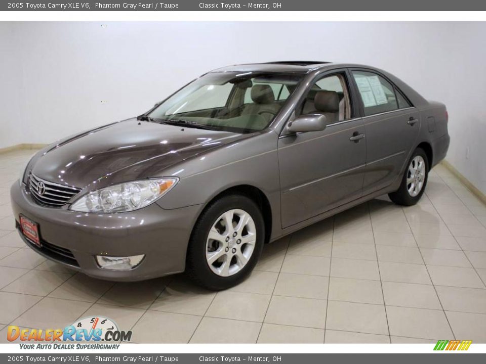 2005 Toyota Camry XLE V6 Phantom Gray Pearl / Taupe Photo #3