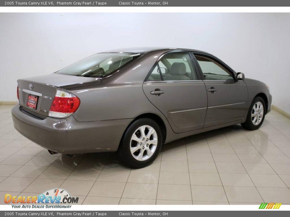 2005 Toyota Camry XLE V6 Phantom Gray Pearl / Taupe Photo #7