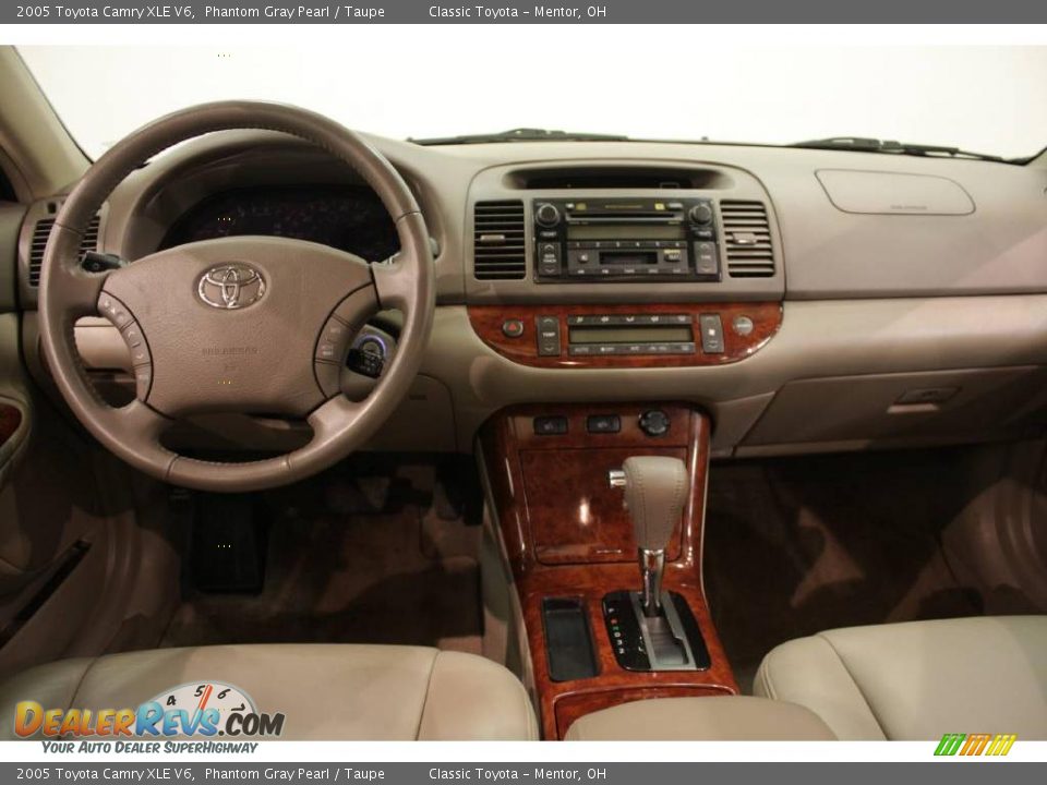 2005 Toyota Camry XLE V6 Phantom Gray Pearl / Taupe Photo #18