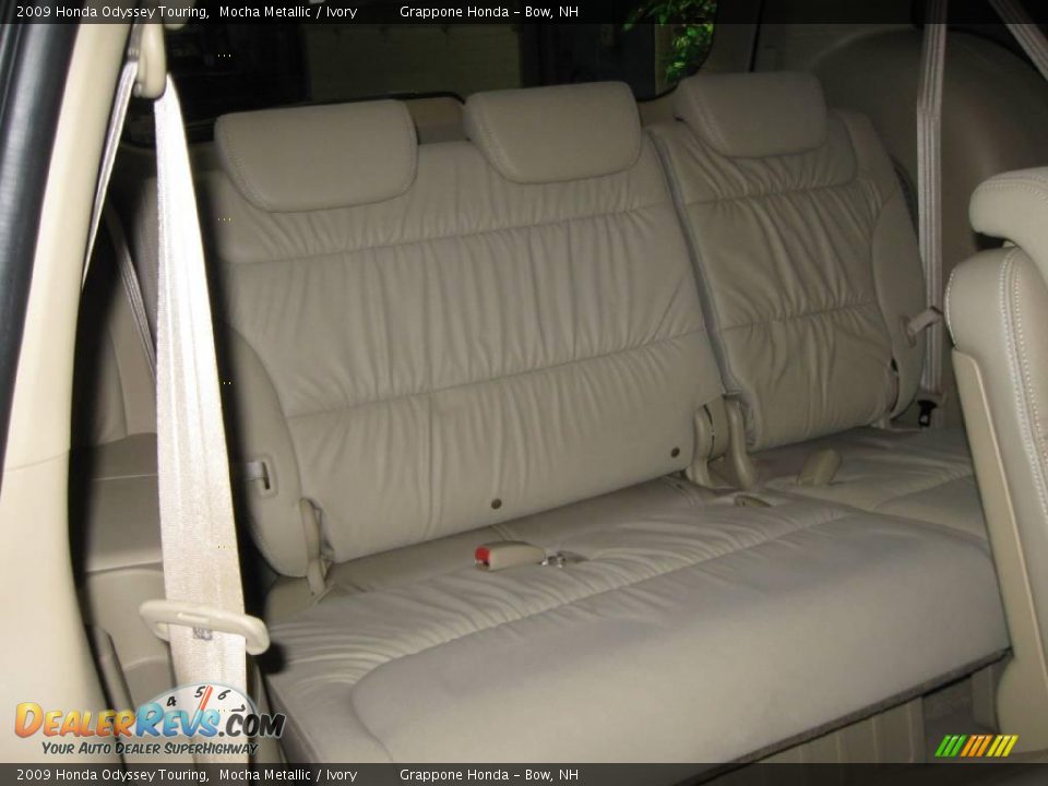 2009 Honda Odyssey Touring Mocha Metallic / Ivory Photo #13