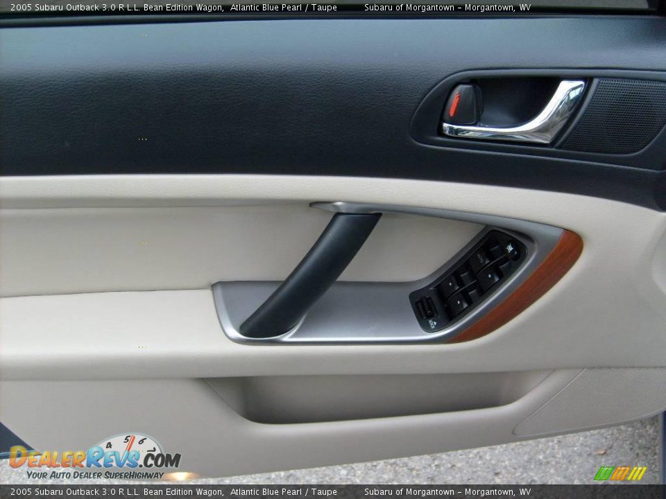 2005 Subaru Outback 3.0 R L.L. Bean Edition Wagon Atlantic Blue Pearl / Taupe Photo #11