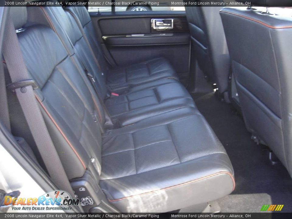 2008 Lincoln Navigator Elite 4x4 Vapor Silver Metallic / Charcoal Black/Caramel Piping Photo #17