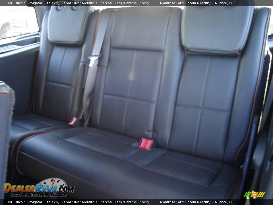 2008 Lincoln Navigator Elite 4x4 Vapor Silver Metallic / Charcoal Black/Caramel Piping Photo #19