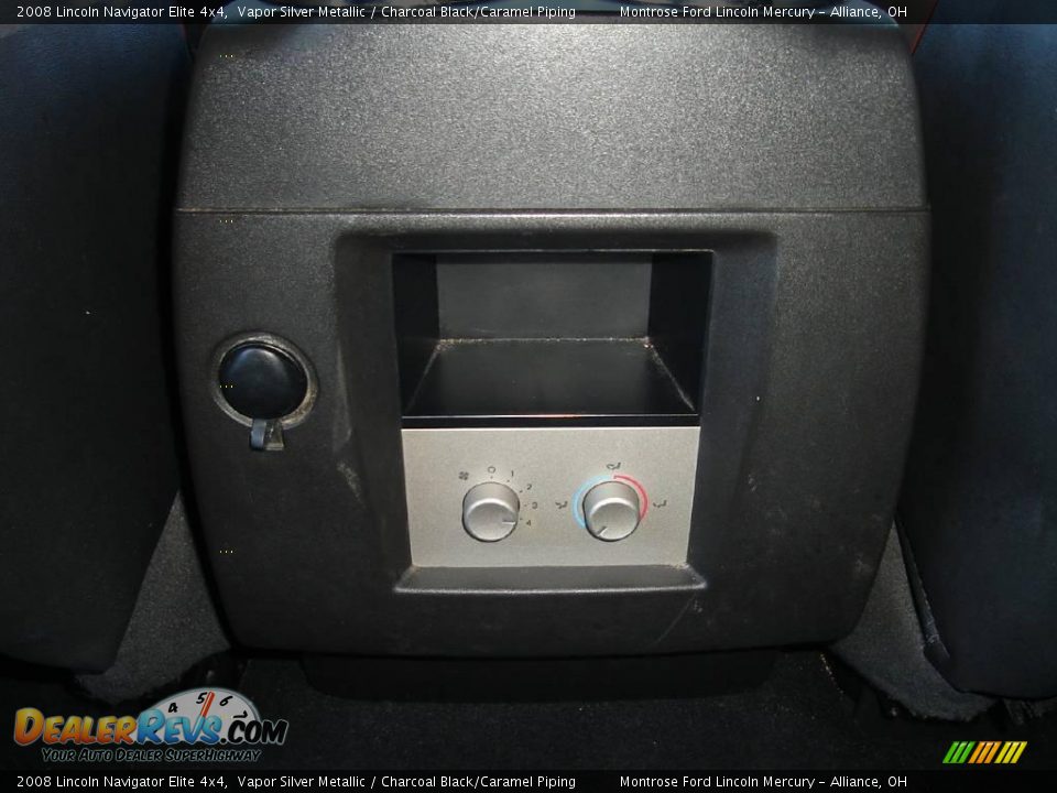 2008 Lincoln Navigator Elite 4x4 Vapor Silver Metallic / Charcoal Black/Caramel Piping Photo #22