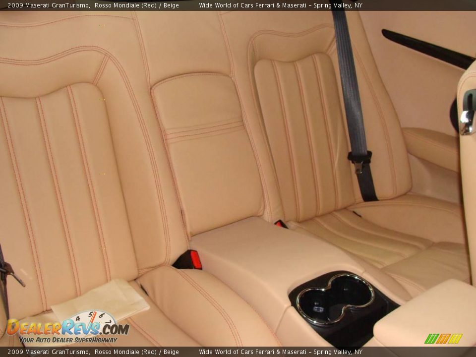 Beige Interior - 2009 Maserati GranTurismo  Photo #18
