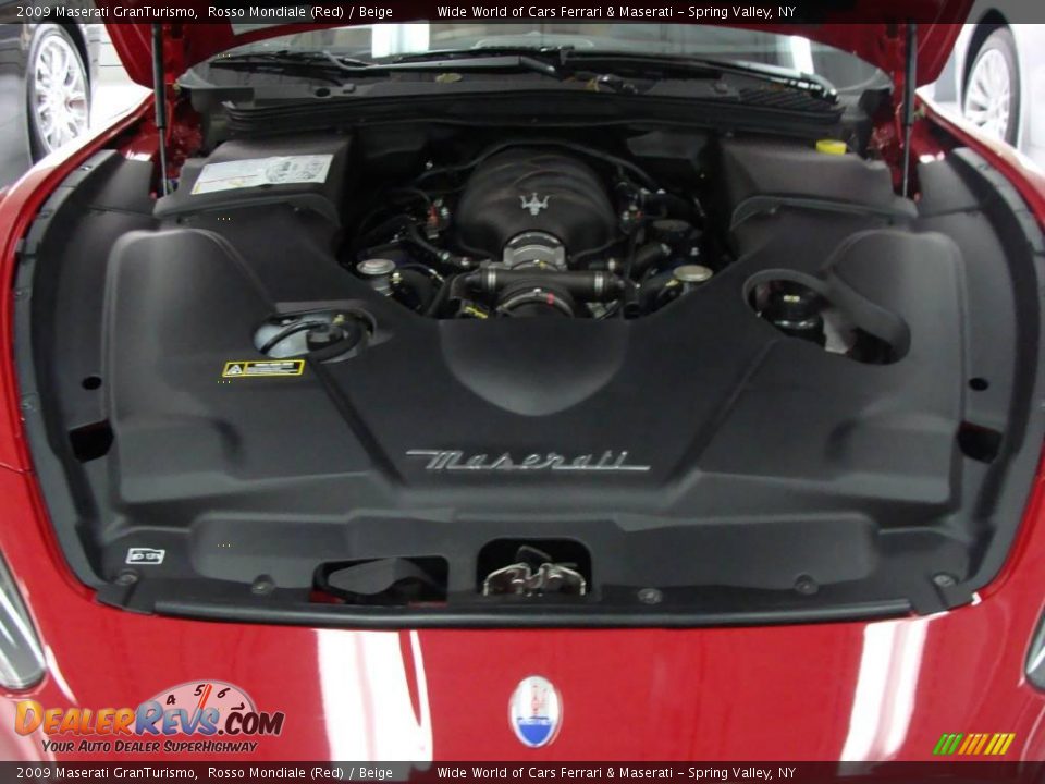 2009 Maserati GranTurismo Rosso Mondiale (Red) / Beige Photo #25