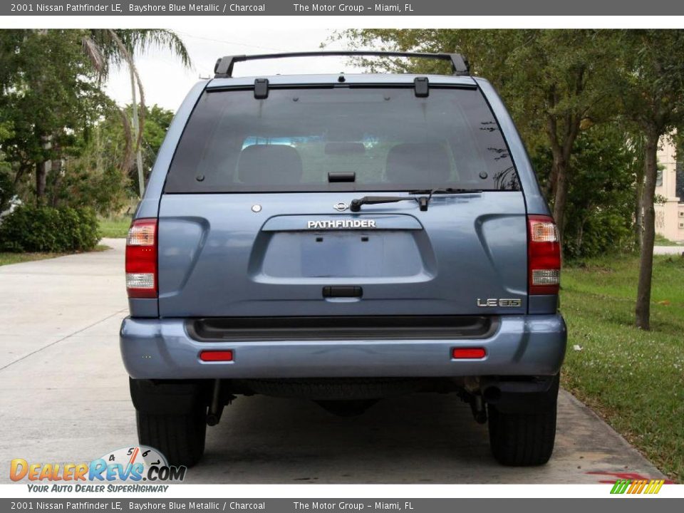 2001 Nissan Pathfinder LE Bayshore Blue Metallic / Charcoal Photo #7