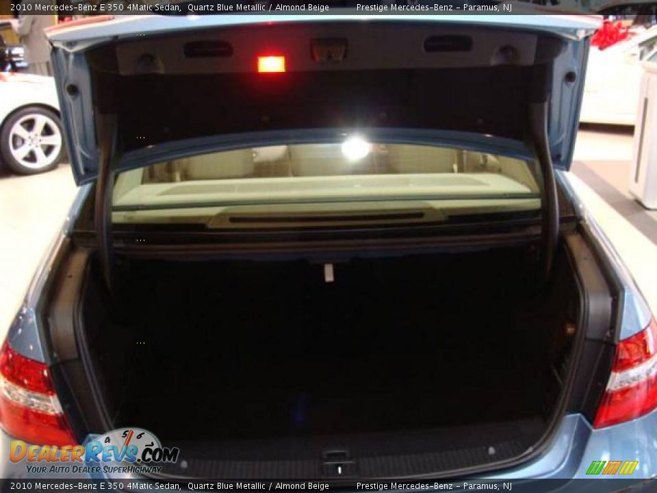 2010 Mercedes-Benz E 350 4Matic Sedan Quartz Blue Metallic / Almond Beige Photo #14