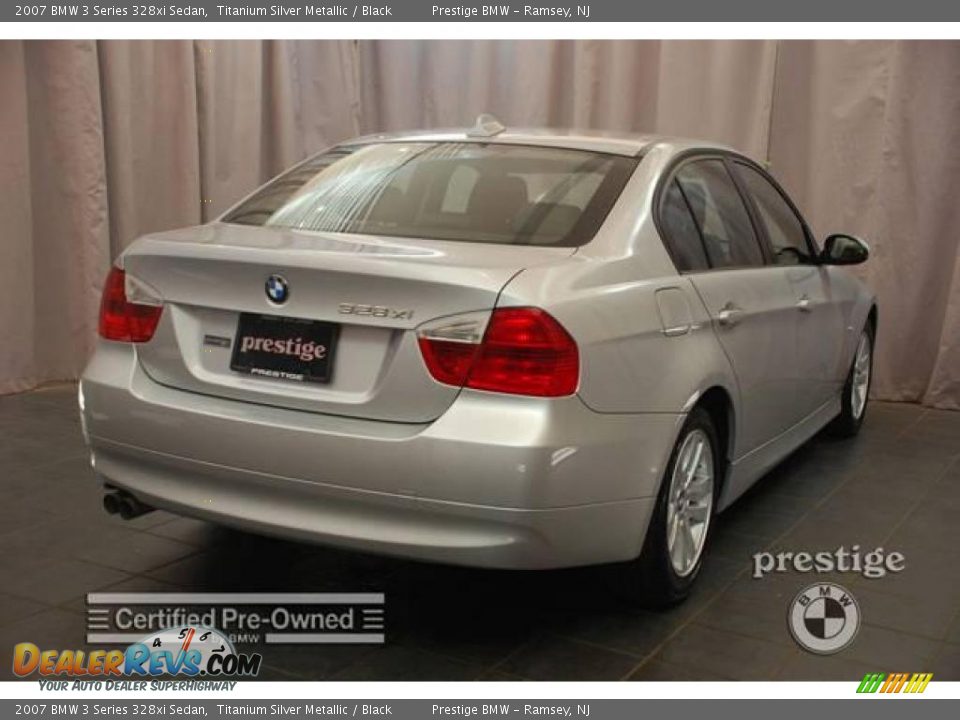 2007 BMW 3 Series 328xi Sedan Titanium Silver Metallic / Black Photo #2