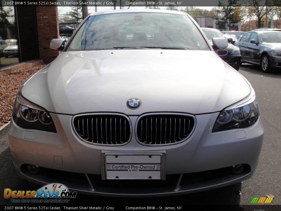 2007 BMW 5 Series 525xi Sedan Titanium Silver Metallic / Grey Photo #2