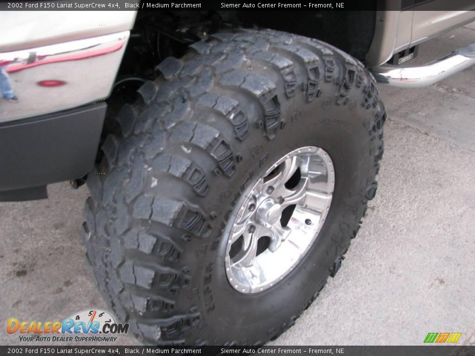 2002 Ford F150 Lariat SuperCrew 4x4 Black / Medium Parchment Photo #4