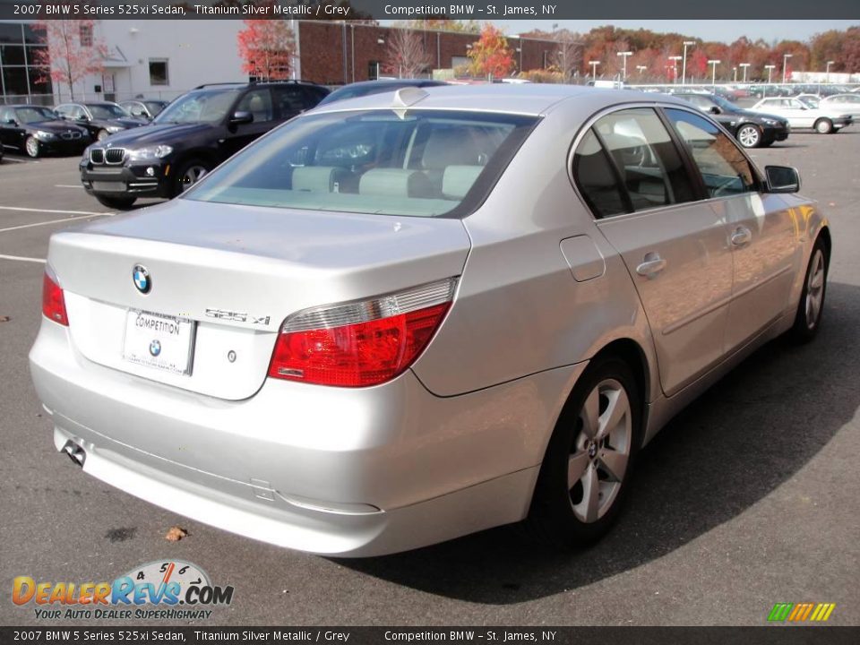 2007 BMW 5 Series 525xi Sedan Titanium Silver Metallic / Grey Photo #6