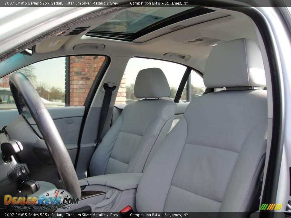 2007 BMW 5 Series 525xi Sedan Titanium Silver Metallic / Grey Photo #9