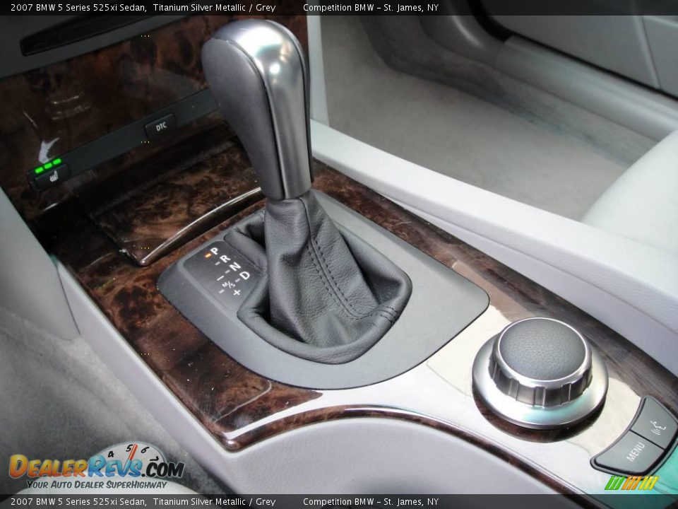2007 BMW 5 Series 525xi Sedan Titanium Silver Metallic / Grey Photo #14