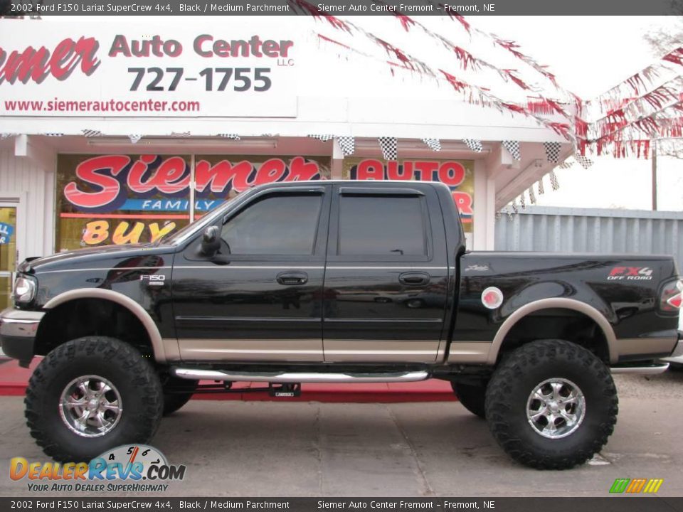 2002 Ford F150 Lariat SuperCrew 4x4 Black / Medium Parchment Photo #18