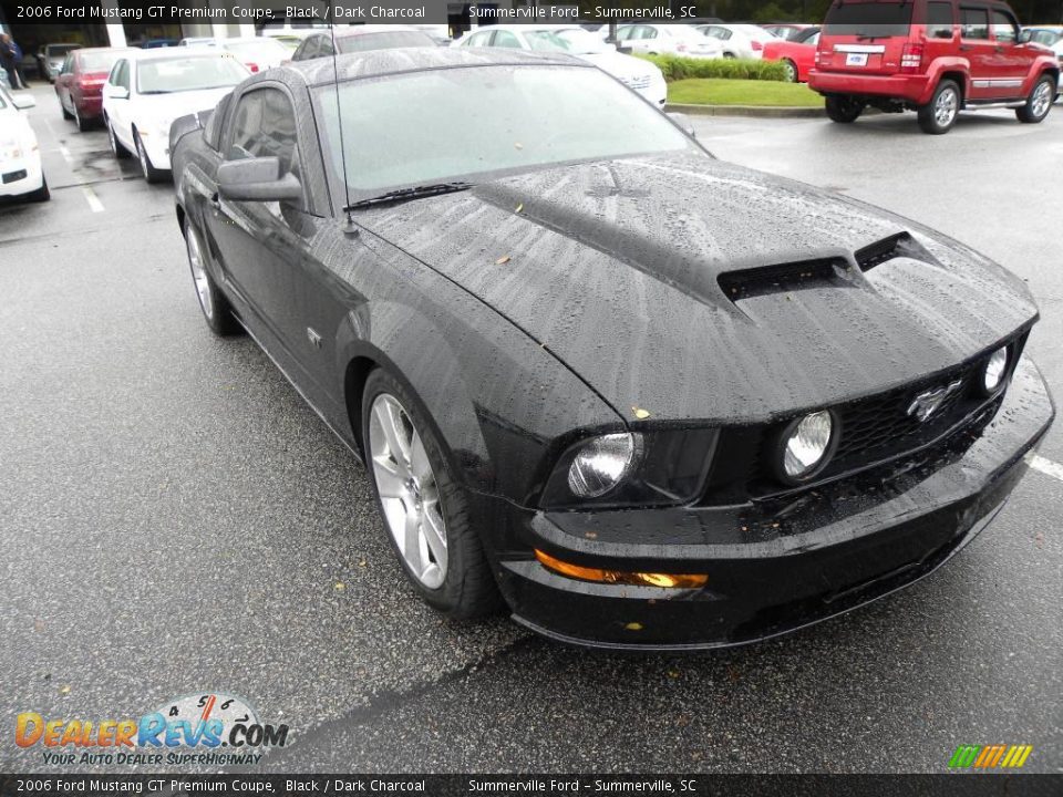 2006 Ford Mustang GT Premium Coupe Black / Dark Charcoal Photo #1