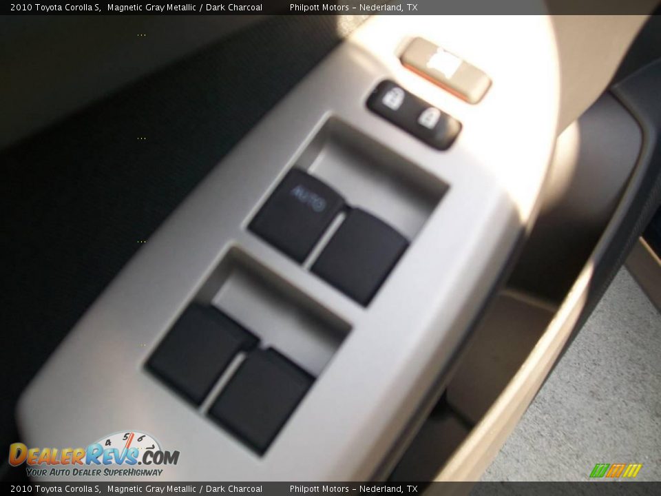 2010 Toyota Corolla S Magnetic Gray Metallic / Dark Charcoal Photo #33