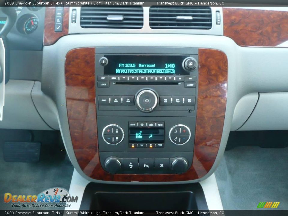 2009 Chevrolet Suburban LT 4x4 Summit White / Light Titanium/Dark Titanium Photo #19