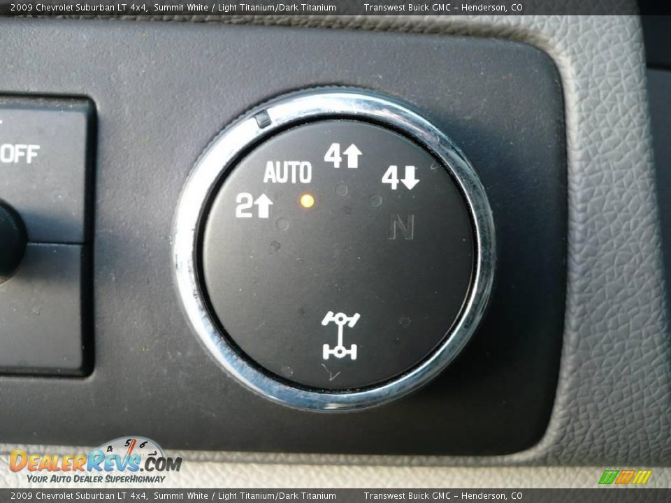 2009 Chevrolet Suburban LT 4x4 Summit White / Light Titanium/Dark Titanium Photo #24