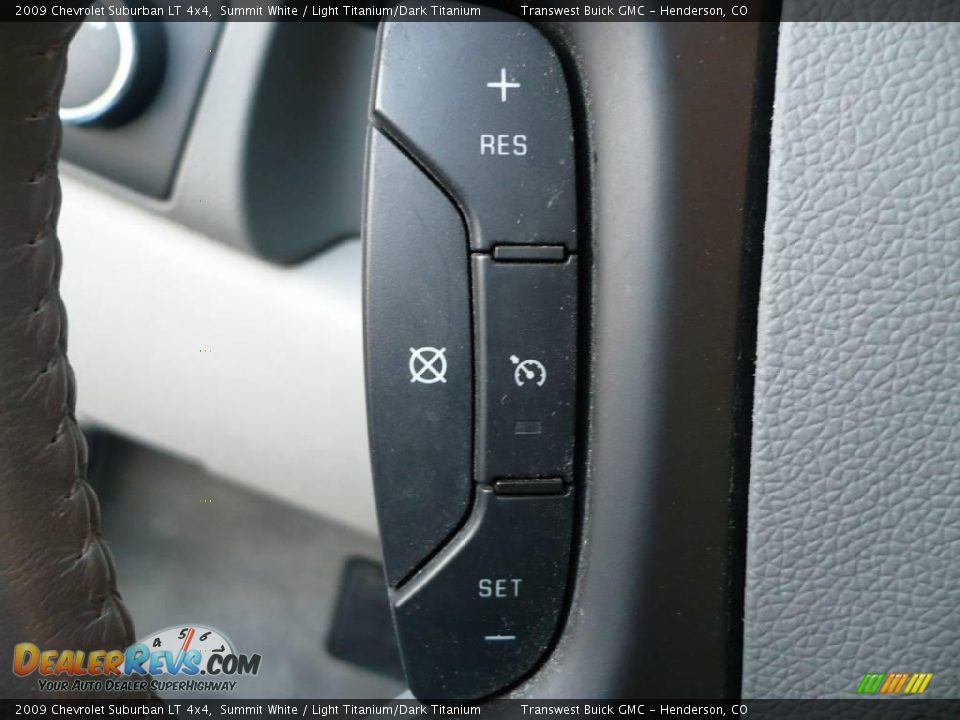 2009 Chevrolet Suburban LT 4x4 Summit White / Light Titanium/Dark Titanium Photo #25