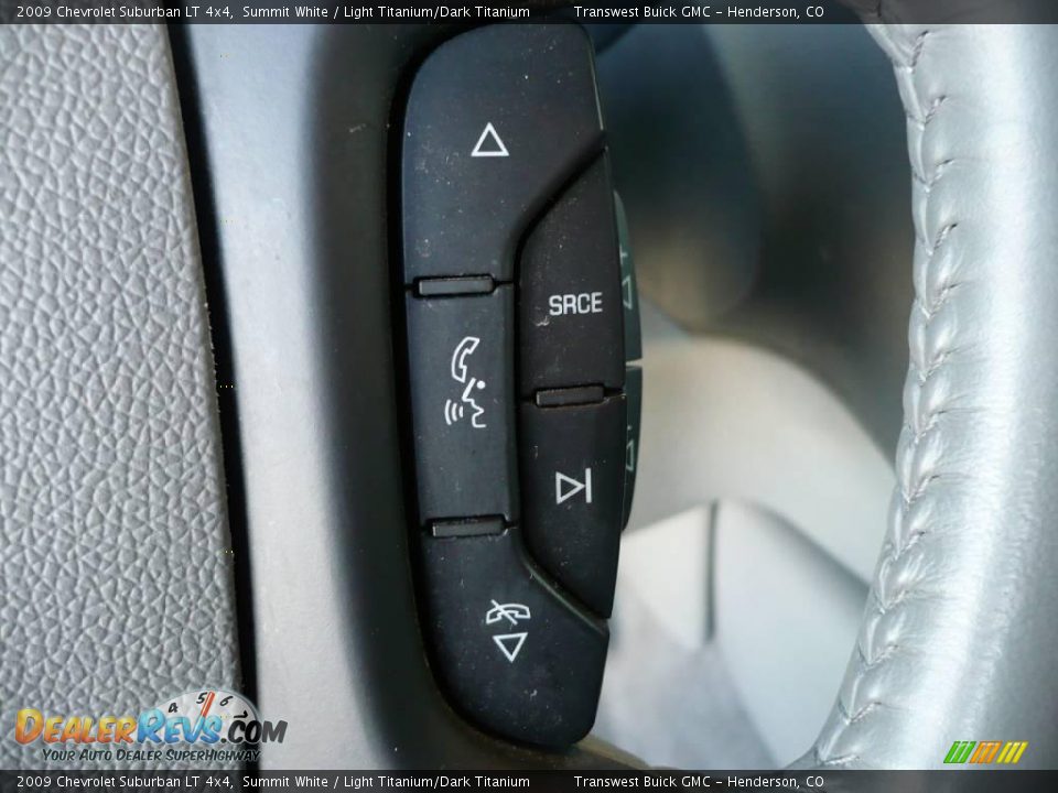 2009 Chevrolet Suburban LT 4x4 Summit White / Light Titanium/Dark Titanium Photo #26