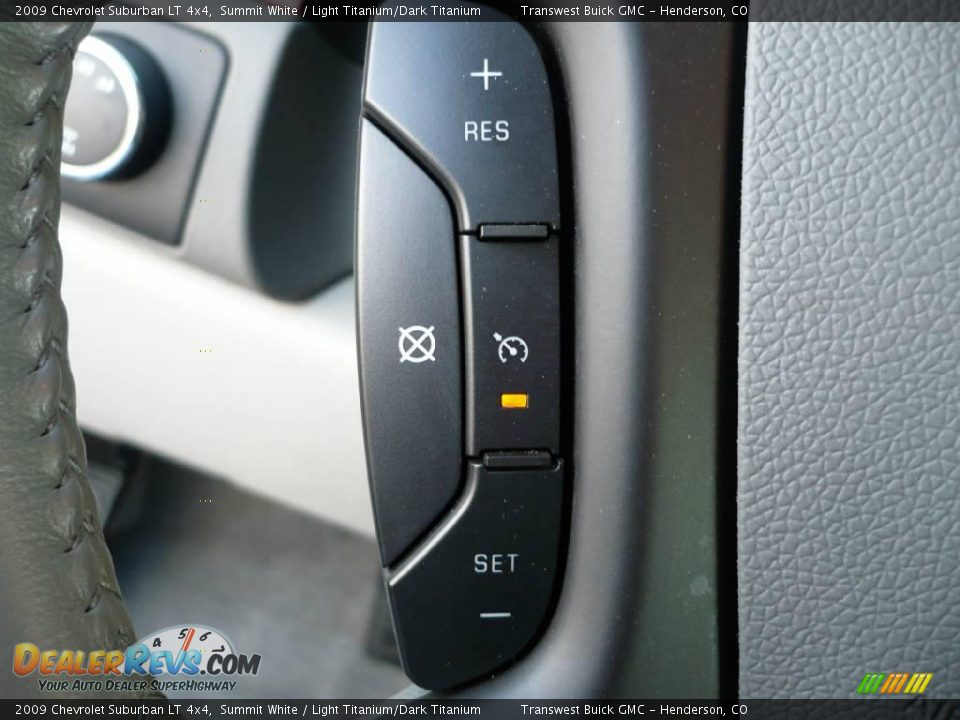 2009 Chevrolet Suburban LT 4x4 Summit White / Light Titanium/Dark Titanium Photo #25