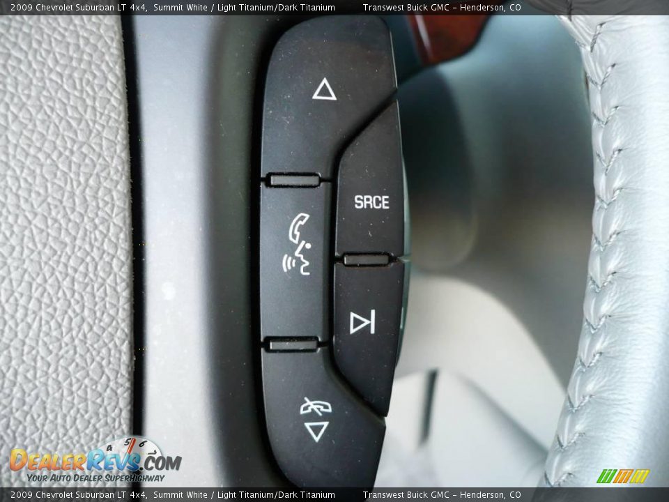 2009 Chevrolet Suburban LT 4x4 Summit White / Light Titanium/Dark Titanium Photo #26