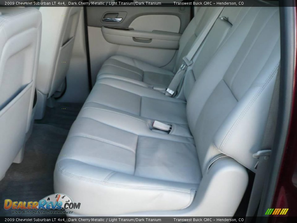 2009 Chevrolet Suburban LT 4x4 Dark Cherry Metallic / Light Titanium/Dark Titanium Photo #10