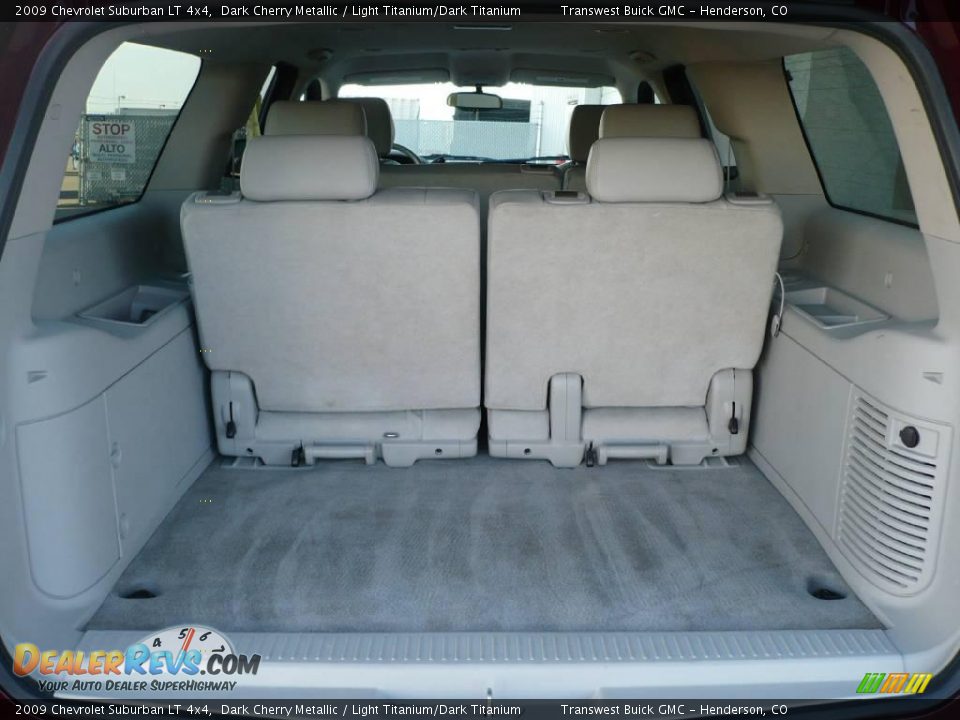 2009 Chevrolet Suburban LT 4x4 Dark Cherry Metallic / Light Titanium/Dark Titanium Photo #11