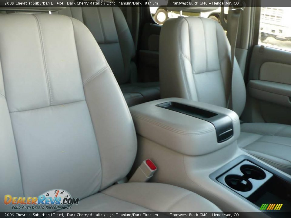 2009 Chevrolet Suburban LT 4x4 Dark Cherry Metallic / Light Titanium/Dark Titanium Photo #14