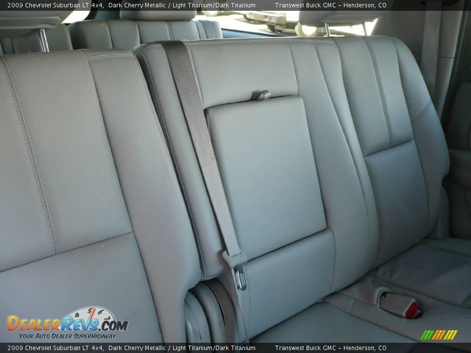 2009 Chevrolet Suburban LT 4x4 Dark Cherry Metallic / Light Titanium/Dark Titanium Photo #15