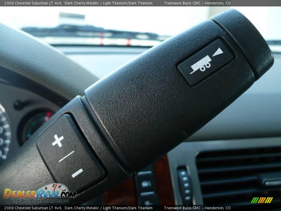 2009 Chevrolet Suburban LT 4x4 Dark Cherry Metallic / Light Titanium/Dark Titanium Photo #26