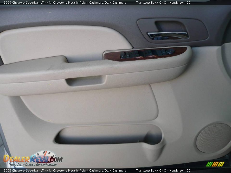 2009 Chevrolet Suburban LT 4x4 Greystone Metallic / Light Cashmere/Dark Cashmere Photo #7