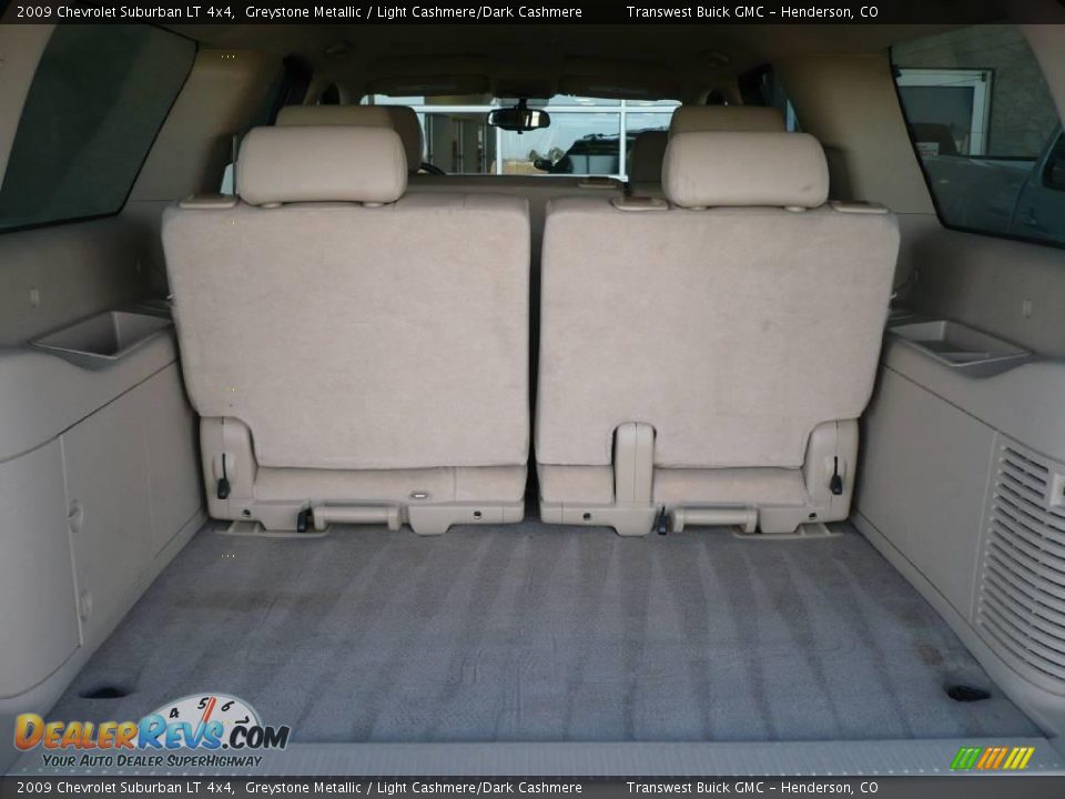 2009 Chevrolet Suburban LT 4x4 Greystone Metallic / Light Cashmere/Dark Cashmere Photo #11