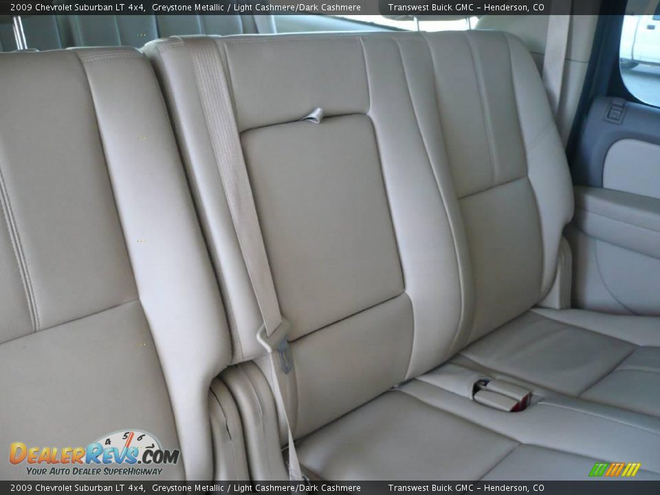 2009 Chevrolet Suburban LT 4x4 Greystone Metallic / Light Cashmere/Dark Cashmere Photo #16
