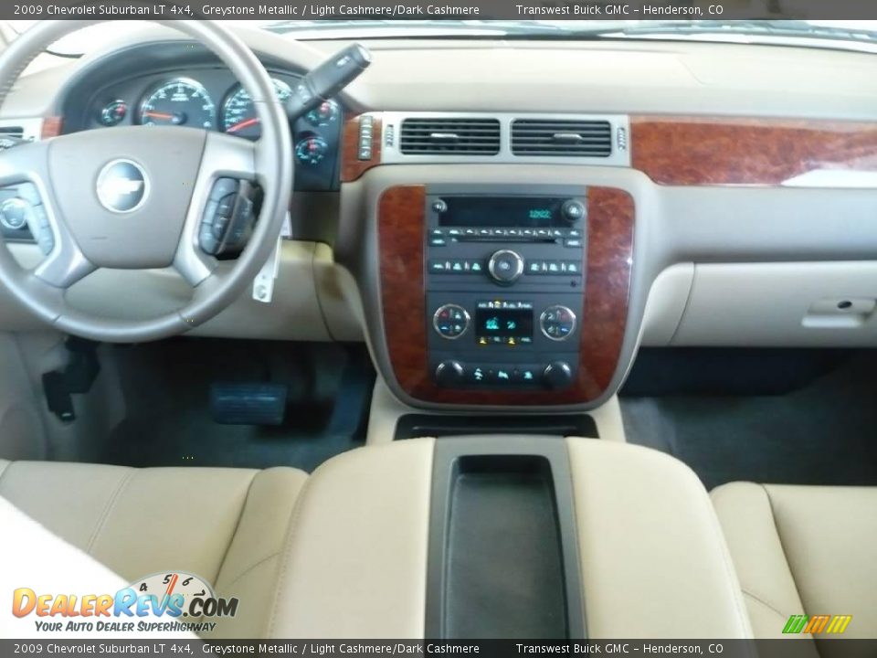 2009 Chevrolet Suburban LT 4x4 Greystone Metallic / Light Cashmere/Dark Cashmere Photo #17