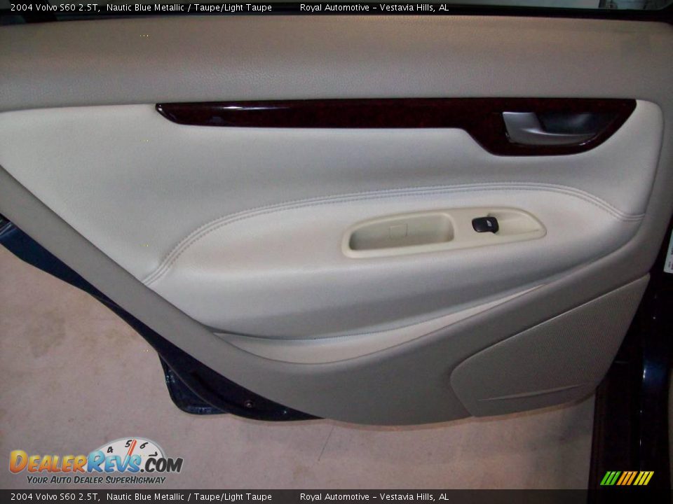 2004 Volvo S60 2.5T Nautic Blue Metallic / Taupe/Light Taupe Photo #16