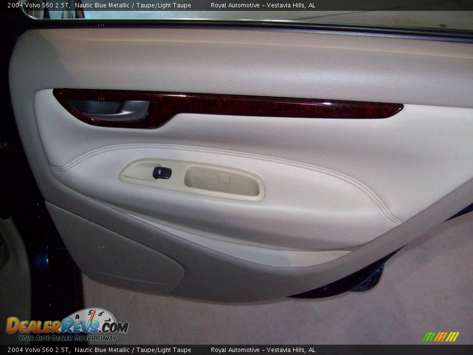 2004 Volvo S60 2.5T Nautic Blue Metallic / Taupe/Light Taupe Photo #20