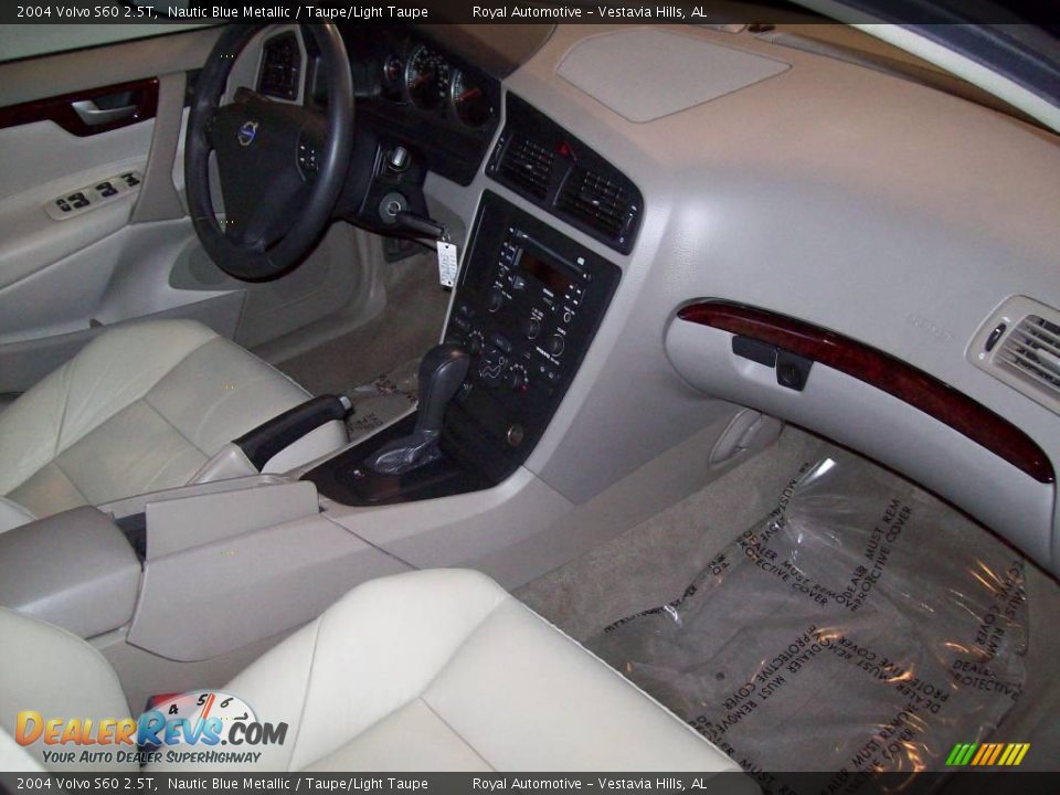 2004 Volvo S60 2.5T Nautic Blue Metallic / Taupe/Light Taupe Photo #25