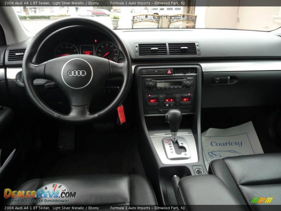 2004 Audi A4 1.8T Sedan Light Silver Metallic / Ebony Photo #9