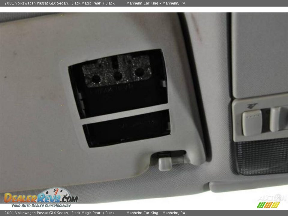2001 Volkswagen Passat GLX Sedan Black Magic Pearl / Black Photo #27