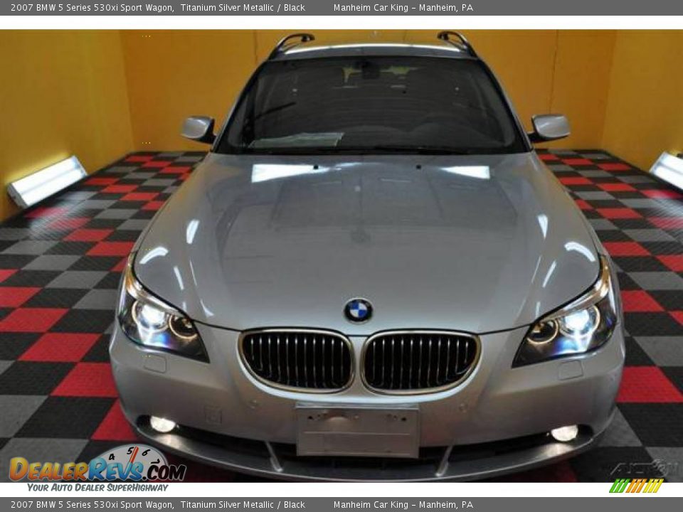 2007 BMW 5 Series 530xi Sport Wagon Titanium Silver Metallic / Black Photo #2