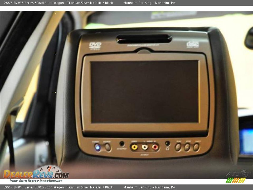 2007 BMW 5 Series 530xi Sport Wagon Titanium Silver Metallic / Black Photo #16