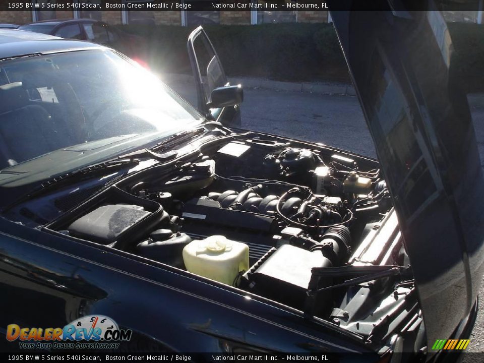 1995 BMW 5 Series 540i Sedan Boston Green Metallic / Beige Photo #34