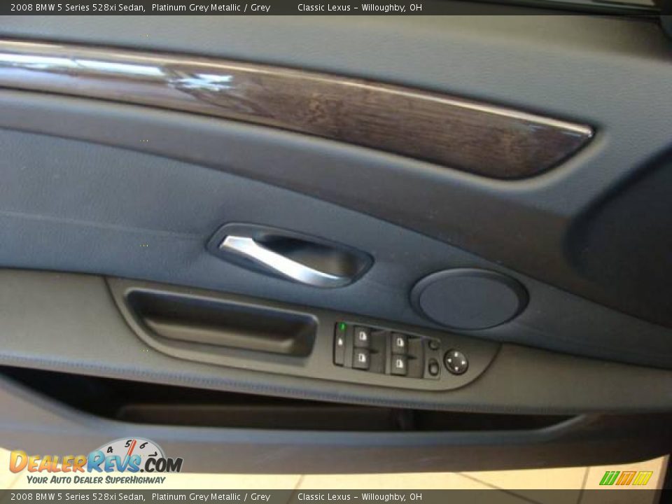 2008 BMW 5 Series 528xi Sedan Platinum Grey Metallic / Grey Photo #8